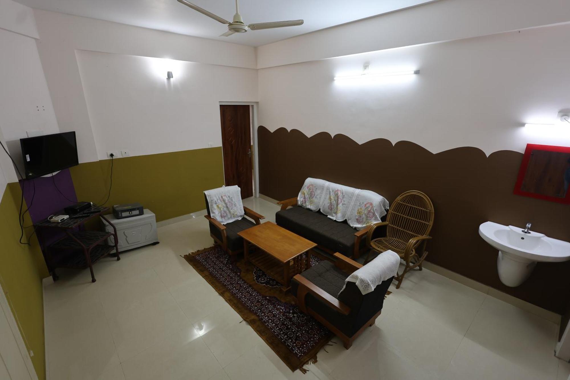 Wayanad Regal Residency Hotel Kalpetta Bagian luar foto
