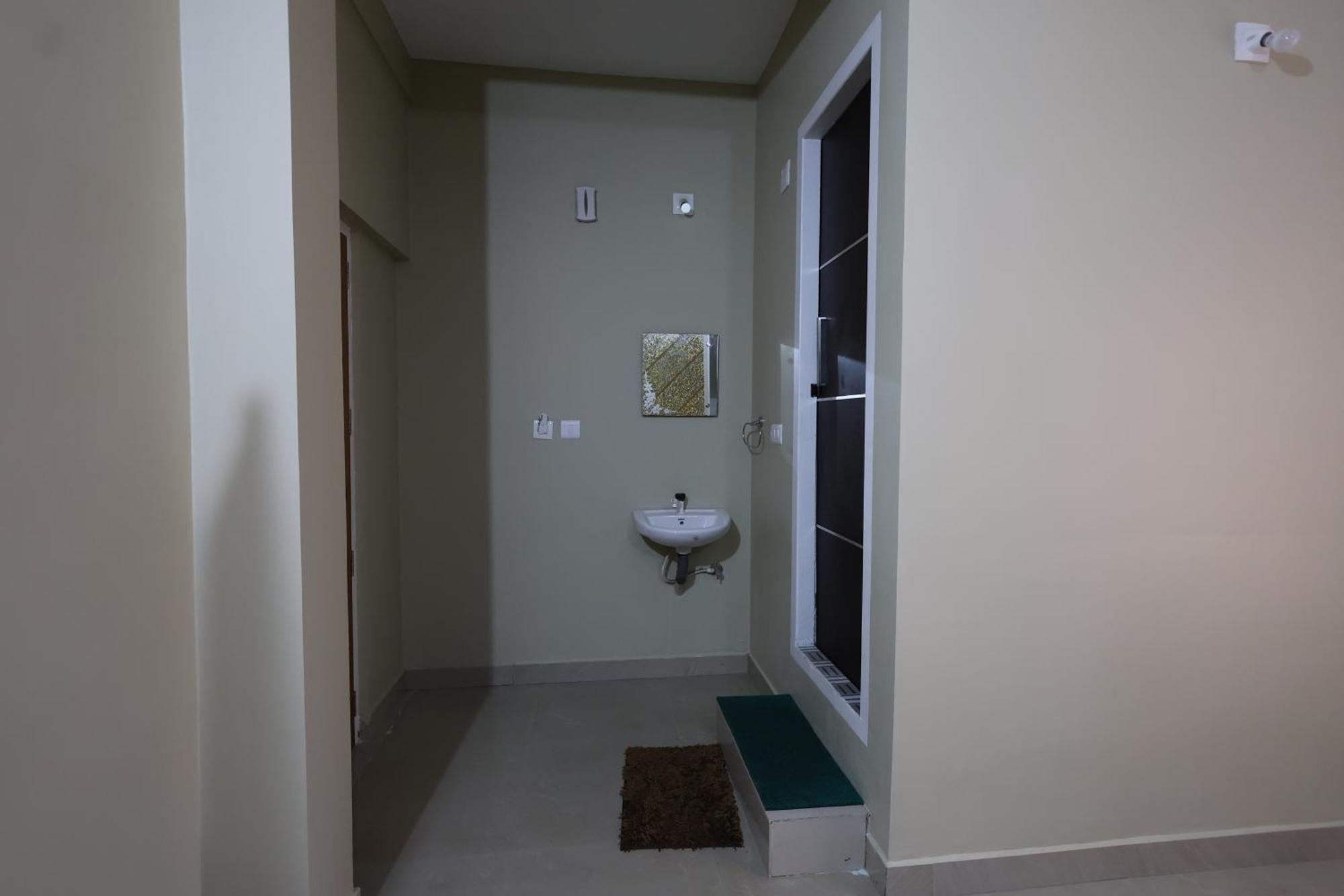 Wayanad Regal Residency Hotel Kalpetta Bagian luar foto